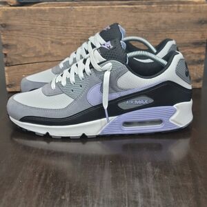 Nike Air Max 90 'Photon Dust/Light Thistle' Mens 10 Basically New.